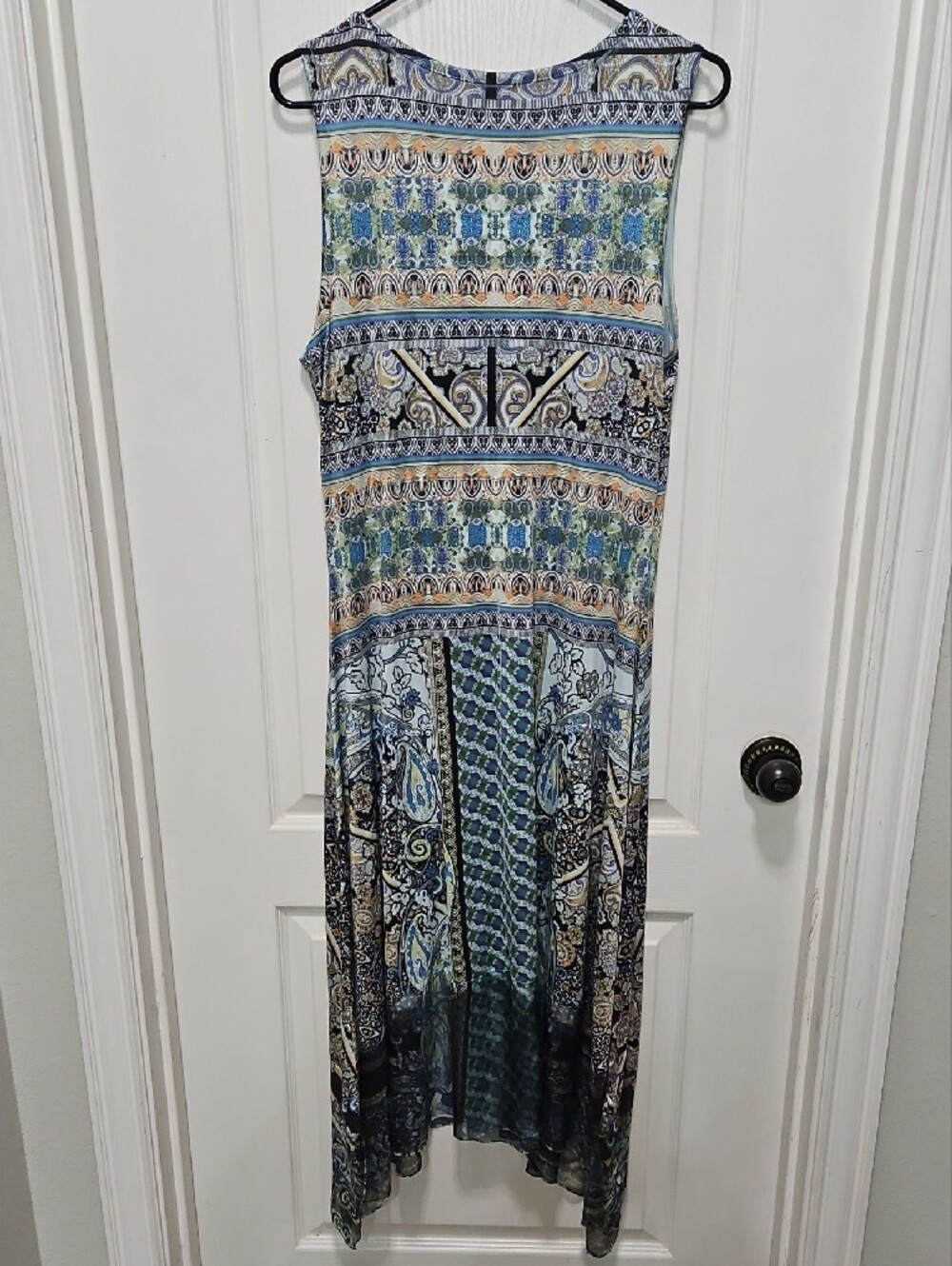 Sleeveless Blue Paisley Crochet-Detail Maxi Dress - Picture 3 of 3